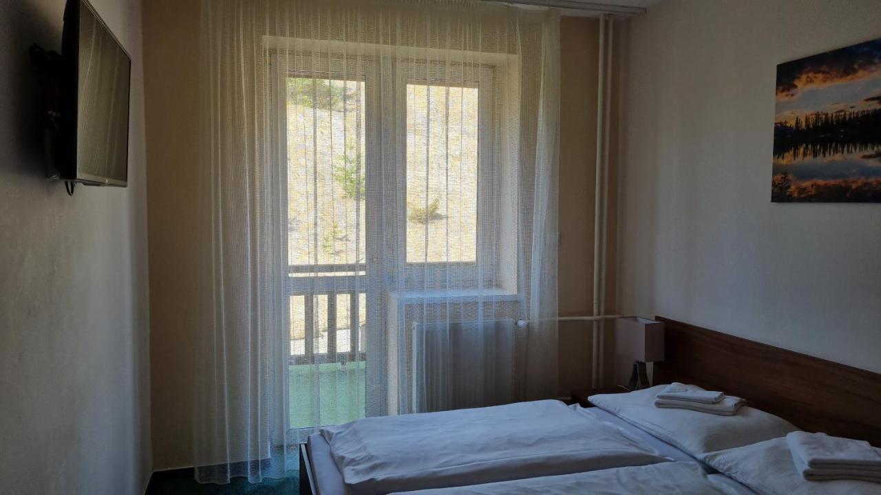 Hotel Sipox Štrba Esterno foto