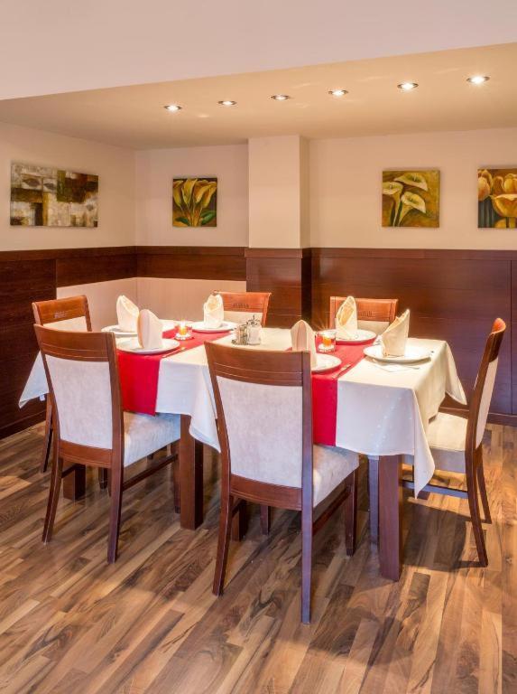 Hotel Sipox Štrba Esterno foto