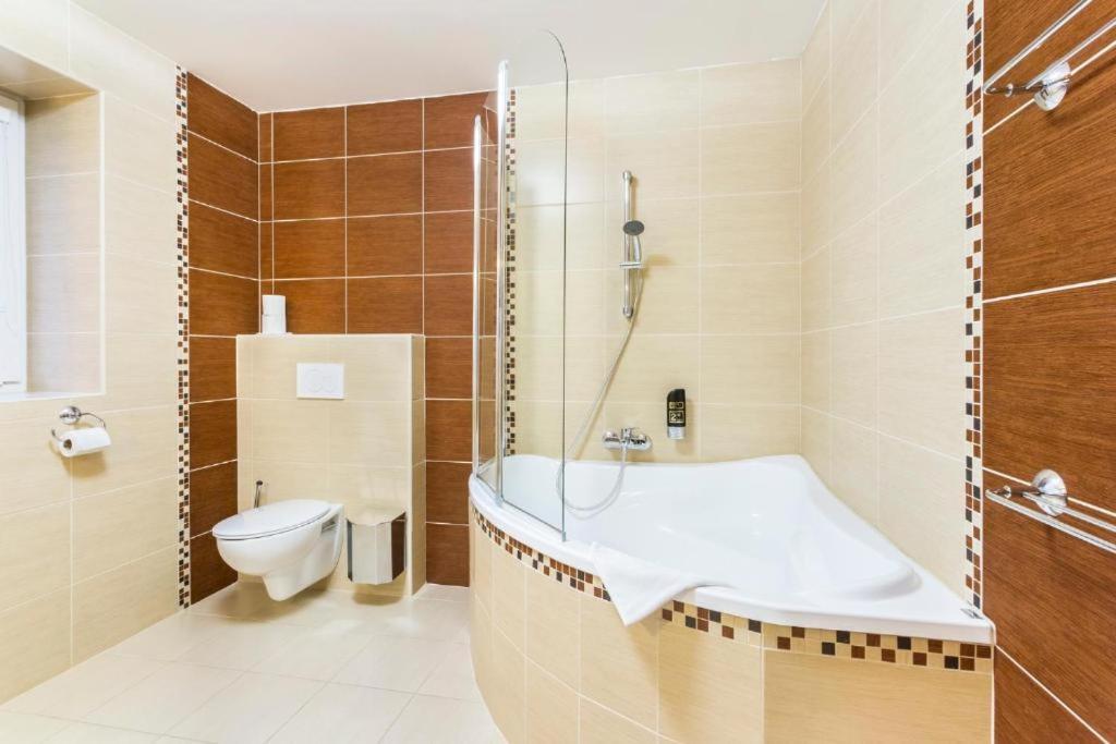 Hotel Sipox Štrba Esterno foto
