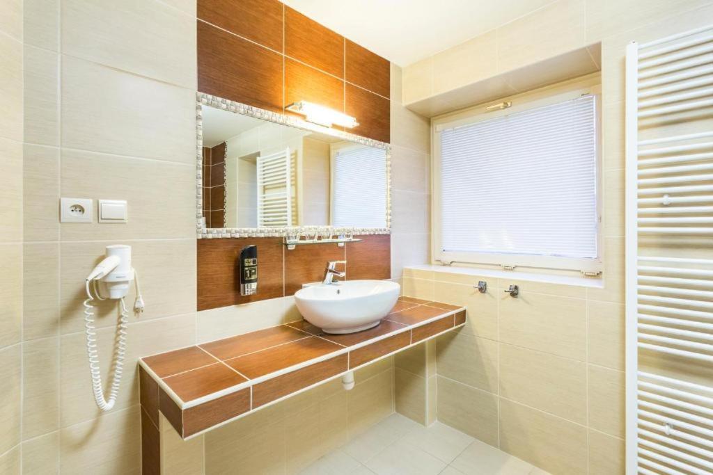 Hotel Sipox Štrba Esterno foto